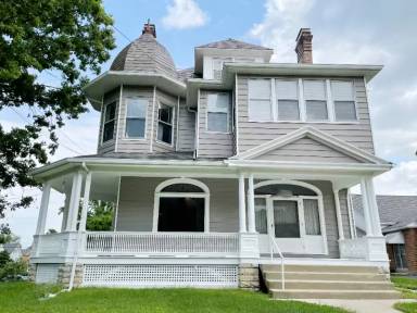 Main picture of 4340 Ashland Ave