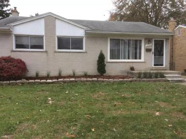 Main picture of 211 Belton St