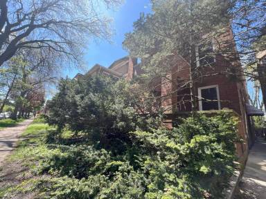 Main picture of 6434 N Magnolia Ave