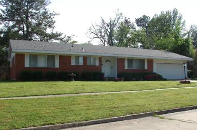 Main picture of 606 Garden Ln