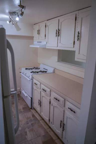 Main picture of 509 1/2 S 6th St
