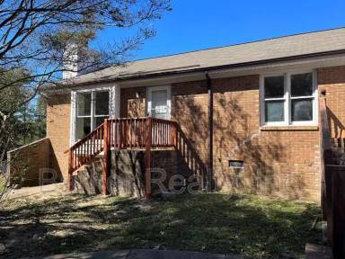 Main picture of 4608 Brockton Dr