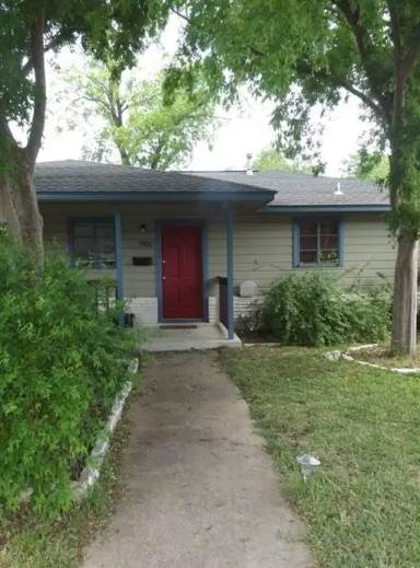 Main picture of 1900 Justin Ln