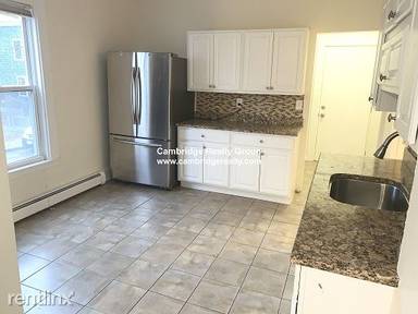 Main picture of 265 Broadway