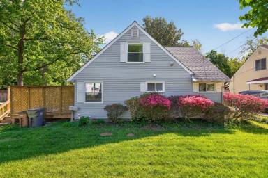 Main picture of 12805 Atlantic Ave