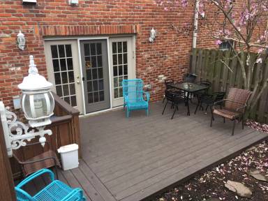 Main picture of 2028 Graybar Ln