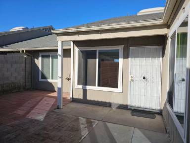Main picture of 6840 S 44th Ct