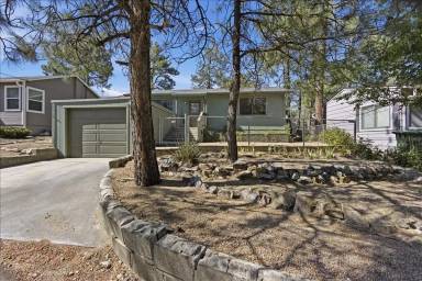 Main picture of 1020 Heap Ave
