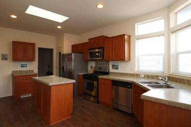 Main picture of 1300 17th St