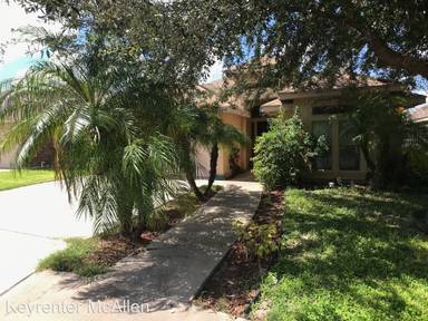Main picture of 2213 N Opal St