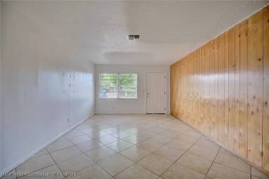 Main picture of 604 Denise Ave