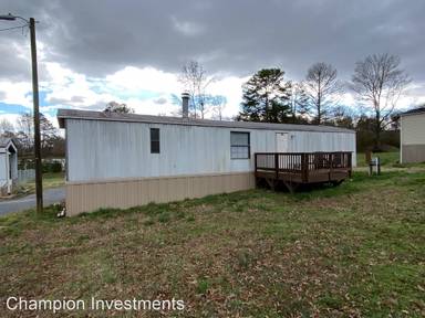 Main picture of 100 Jordan Dr