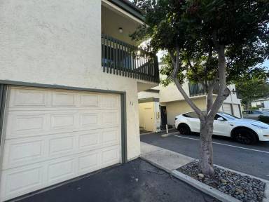 Main picture of 7200 Melody Ln