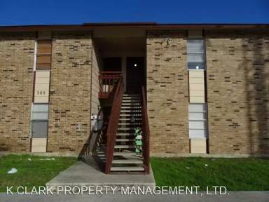 Main picture of 300 Moursund Blvd