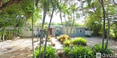 Main picture of 5960 SW 46th Ter