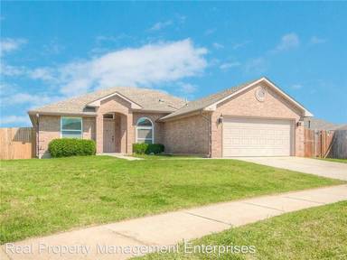 Main picture of 12620 Williamsport Ave