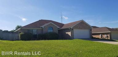 Main picture of 226 N 10th St