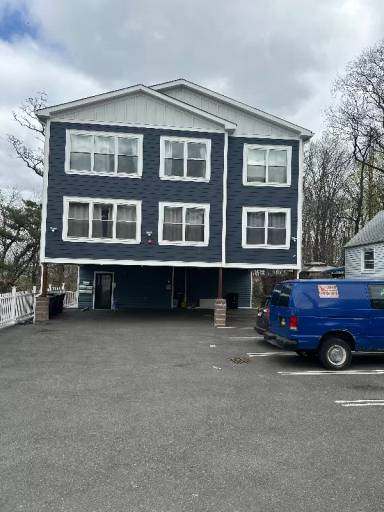 Main picture of 307 Caldwell Ave