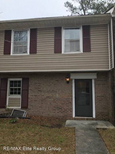 Main picture of 104 King George Ct