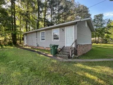 Main picture of 2905 Winona Dr