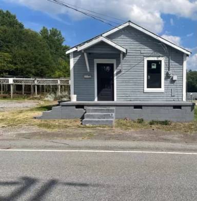 Main picture of 310 Williams St