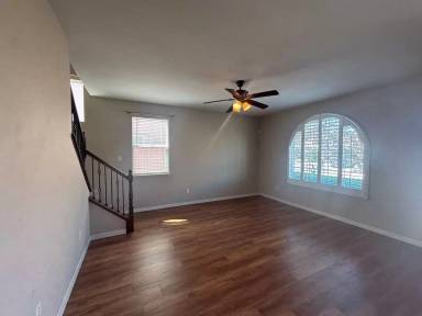 Main picture of 230 Bankside Way