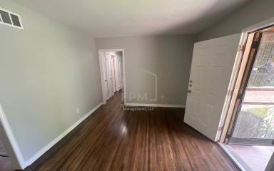 Main picture of 4183 Argonne St