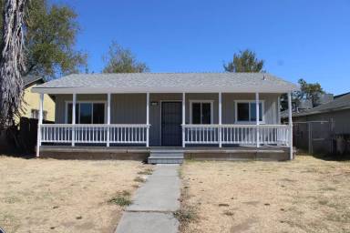 Main picture of 3904 Elm St
