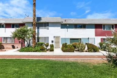 Main picture of 178 Greenbriar Townhouse Way