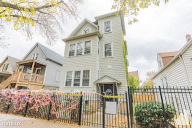 Main picture of 4036 N Drake Ave