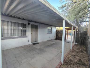 Main picture of 3308 E Glenn St