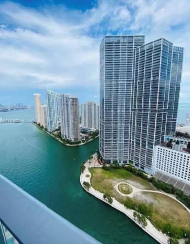 Main picture of EPIC WEST