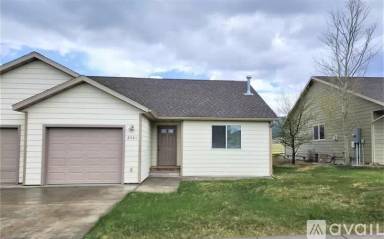 Main picture of 2301 Sun Ave