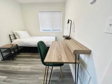 Main picture of 5240A - D Brooklyn Ave NE