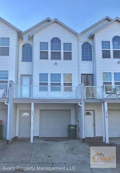 Main picture of 354 SE 2nd St