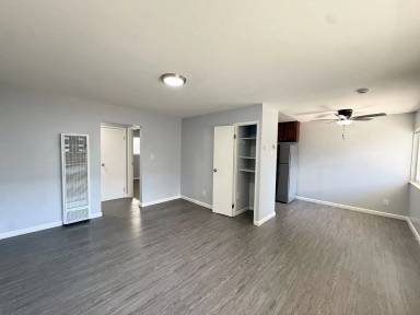 Main picture of 1925 10th Ave