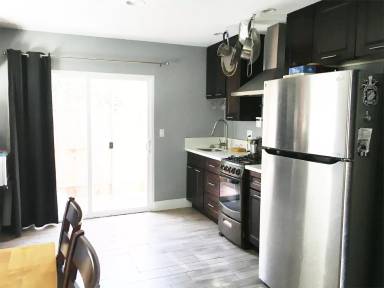 Main picture of 10402 Park St