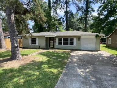 Main picture of 3825 Hyde Park Row