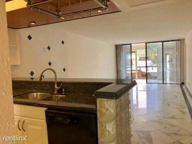 Main picture of 9 Royal Palm Way