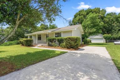 Main picture of 118 Hope Ln