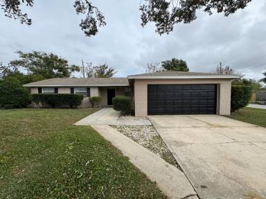 Main picture of 1301 Cedar Cir