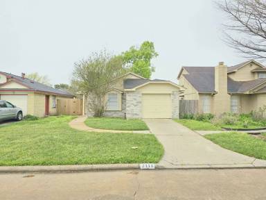 Main picture of 7111 Pheasant Grove Dr