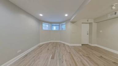 Main picture of 2455 N Seminary Ave