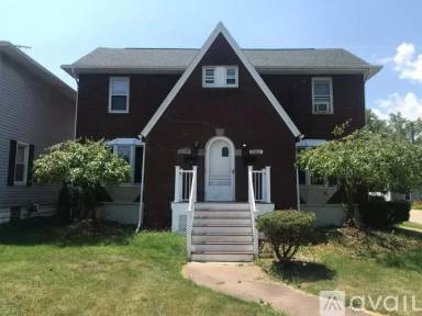 Main picture of 504 Parkwood Ave