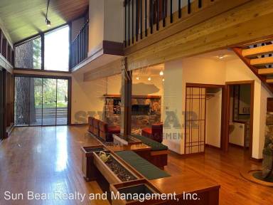 Main picture of 976 Tee Ct
