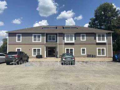 Main picture of 409 W Washington St