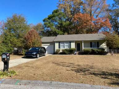 Main picture of 6805 Leeds Ct