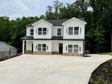 Main picture of 232 Brad St