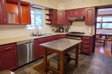 Main picture of 16419 Carla St
