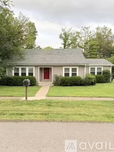Main picture of 140 Highland Ave